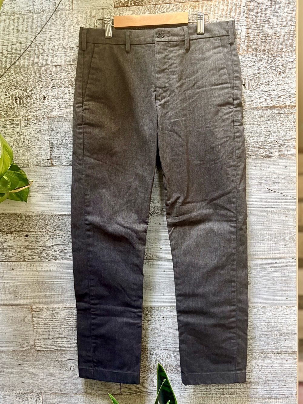 Uniqlo | Business Casual Slim Flat-Front Stretch Chino Pants - Men's 28x27, Gray